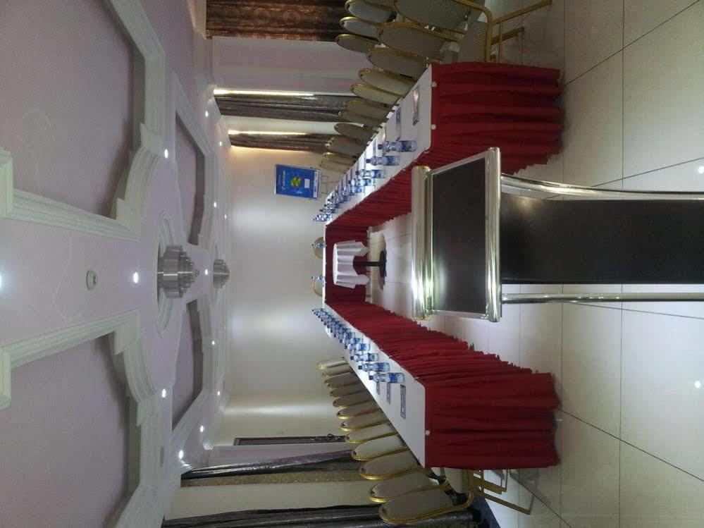 Bole Skygate Hotel Addis Ababa Exterior foto